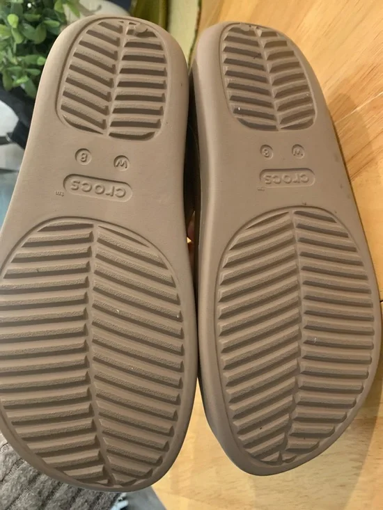 CROCS Women’s Platform Flip Sandals in Taupe/Light Brown - Picture 6 of 9